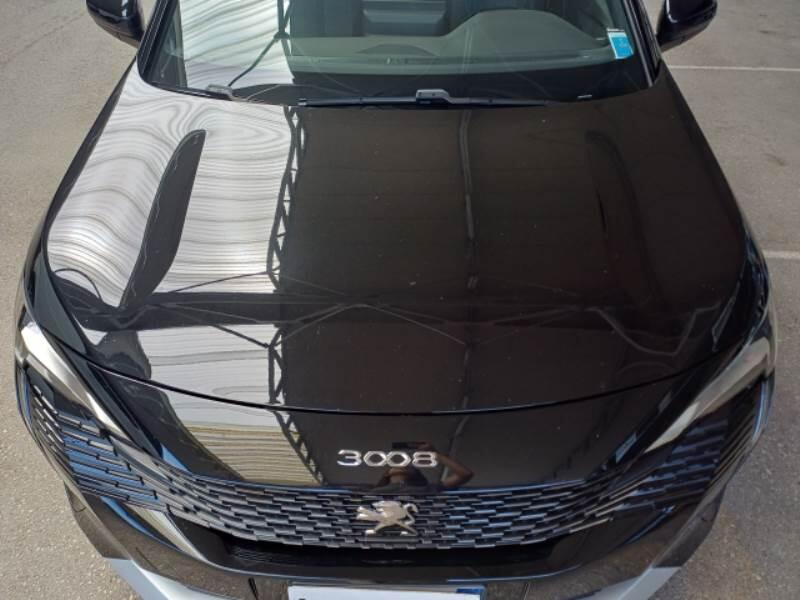 Peugeot 3008 BLUEHDI 130 EAT8 SeS ALLURE - foto 25