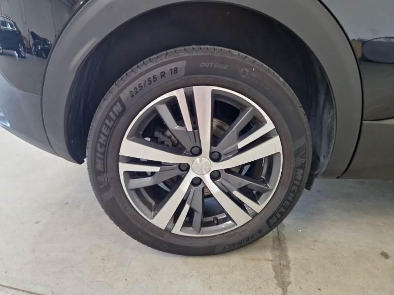 Peugeot 3008 BLUEHDI 130 EAT8 SeS ALLURE - foto 18