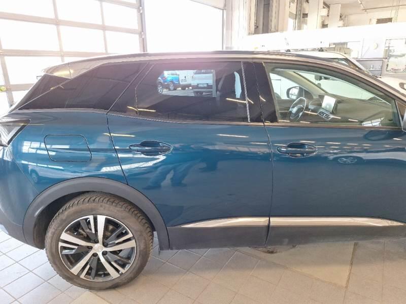 Peugeot 3008 SUV HYBRID 225 E-EAT8 ALLURE - foto 43