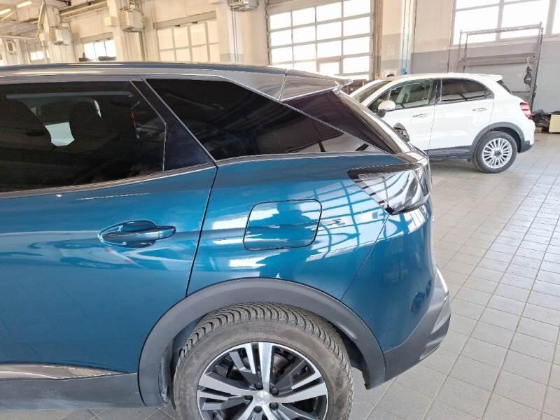 Peugeot 3008 SUV HYBRID 225 E-EAT8 ALLURE - foto 50