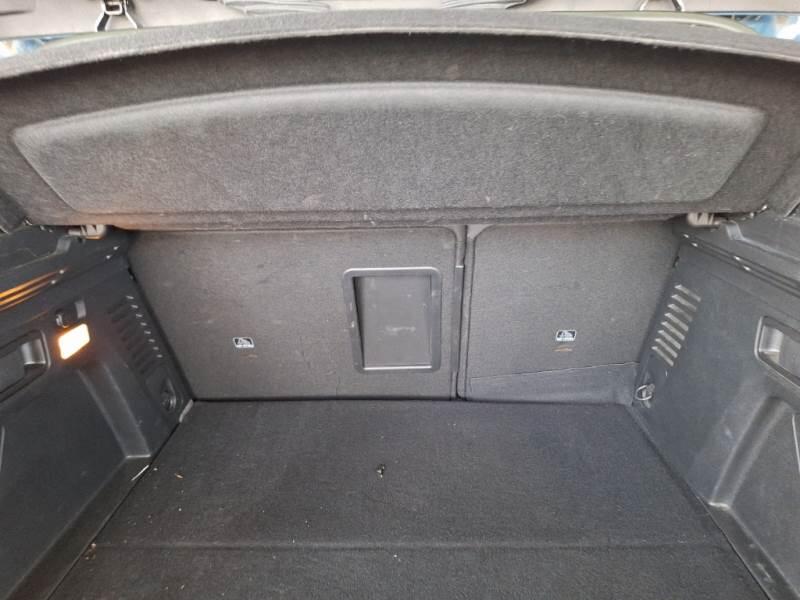 Peugeot 3008 SUV HYBRID 225 E-EAT8 ALLURE - foto 76