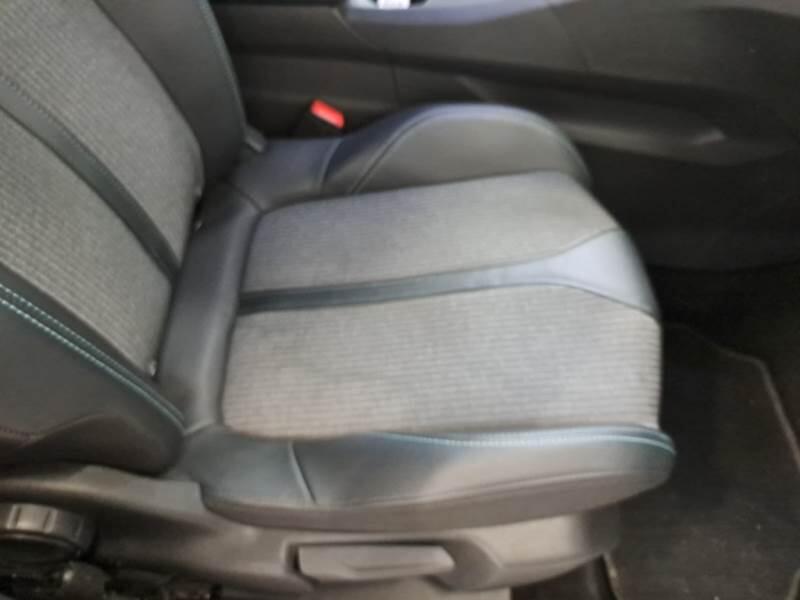 Peugeot 3008 SUV HYBRID 225 E-EAT8 ALLURE - foto 14