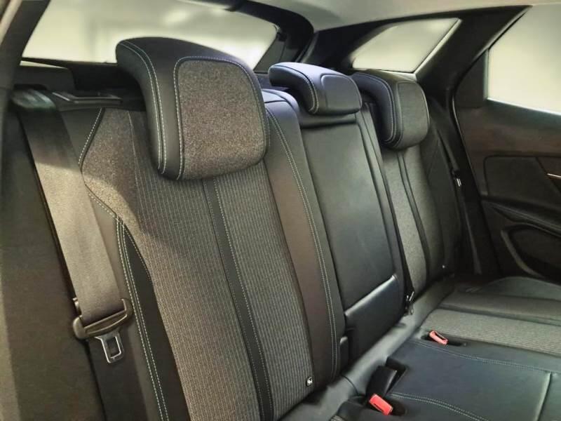 Peugeot 3008 SUV HYBRID 225 E-EAT8 ALLURE - foto 15