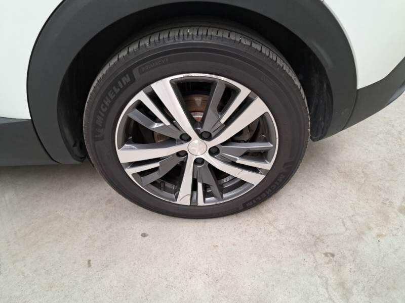 Peugeot 3008 SUV HYBRID 225 E-EAT8 ALLURE - foto 18