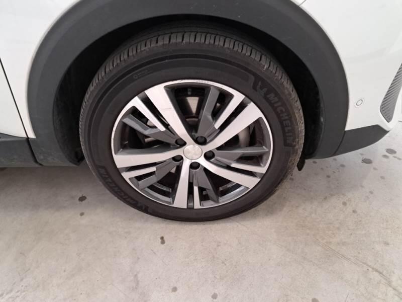Peugeot 3008 SUV HYBRID 225 E-EAT8 ALLURE - foto 20