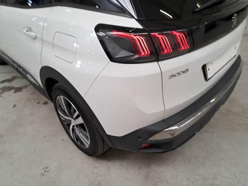 Peugeot 3008 SUV HYBRID 225 E-EAT8 ALLURE - foto 29