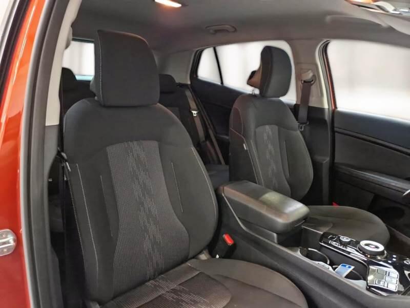 Kia Sportage SUV 1.6 TGDI HEV STYLE 2WD AUTO - foto 13