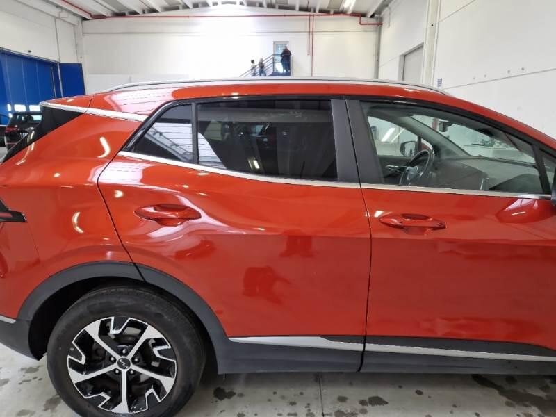 Kia Sportage SUV 1.6 TGDI HEV STYLE 2WD AUTO - foto 29