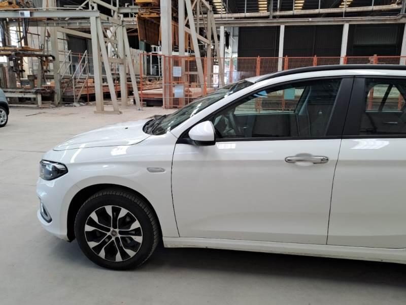 Fiat Tipo STATION WAGON 1.3 MJT 95CV SeS CITY LIFE - foto 47