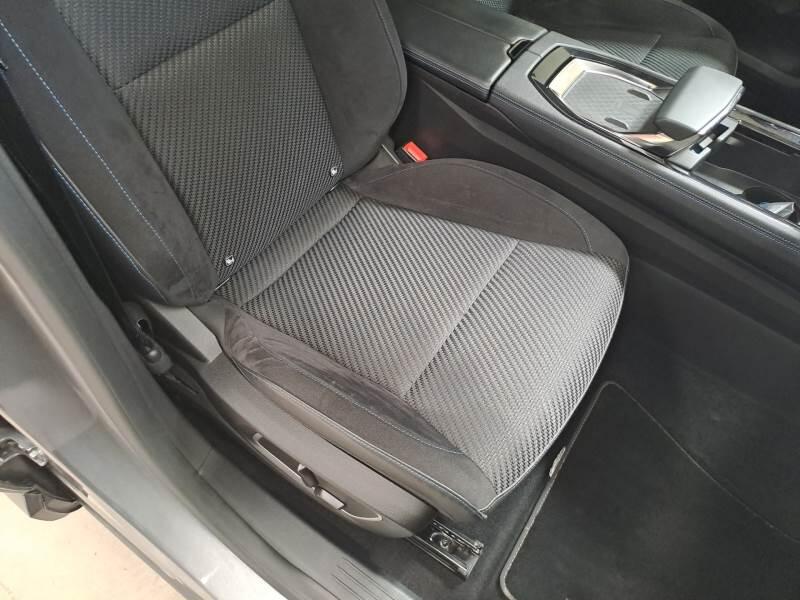 Renault Austral SUV 1.2 E-TECH HEV 200 ICONIC ESPRIT ALP AT - foto 14