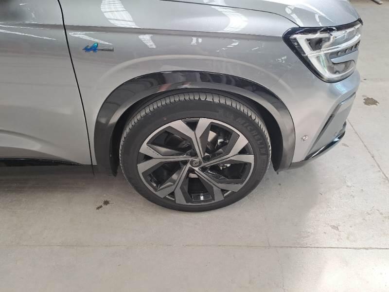 Renault Austral SUV 1.2 E-TECH HEV 200 ICONIC ESPRIT ALP AT - foto 17