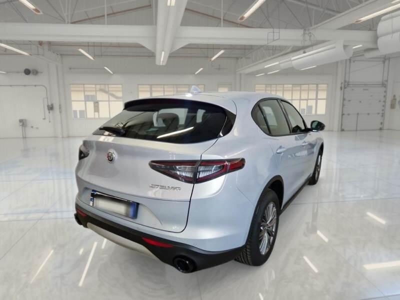 Alfa Romeo Stelvio SUV 2.2 TD 160 CV SUPER AT8 RWD - foto 2