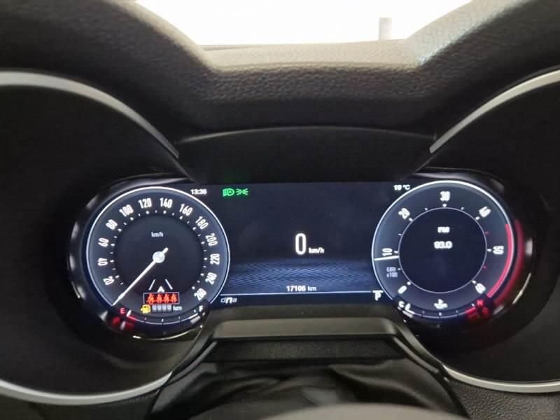 Alfa Romeo Stelvio SUV 2.2 TD 160 CV SUPER AT8 RWD - foto 4