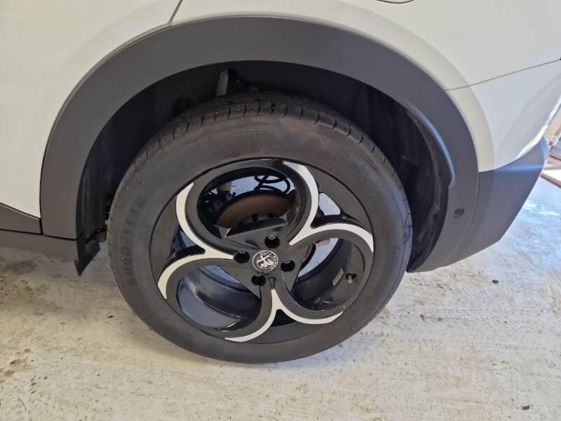 Alfa Romeo Junior SUV 1.2 136CV HYBRID EDCT6 IBRIDA - foto 19