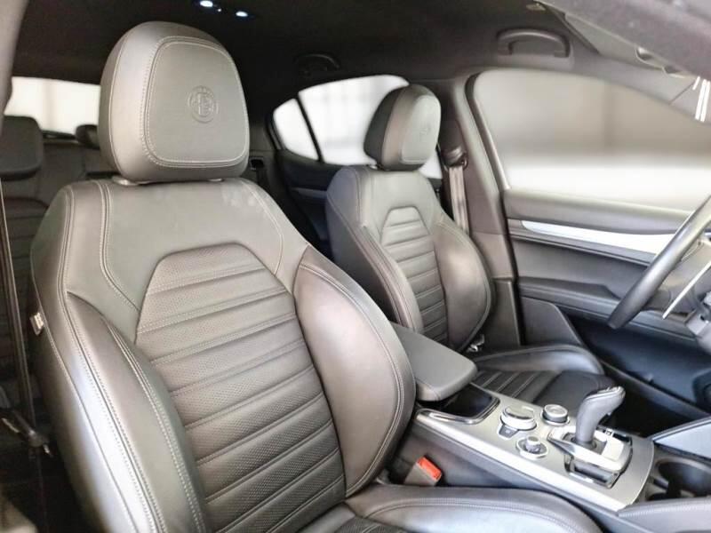 Alfa Romeo Stelvio 2.2 TD 210 CV VELOCE AT8 Q4 - foto 13
