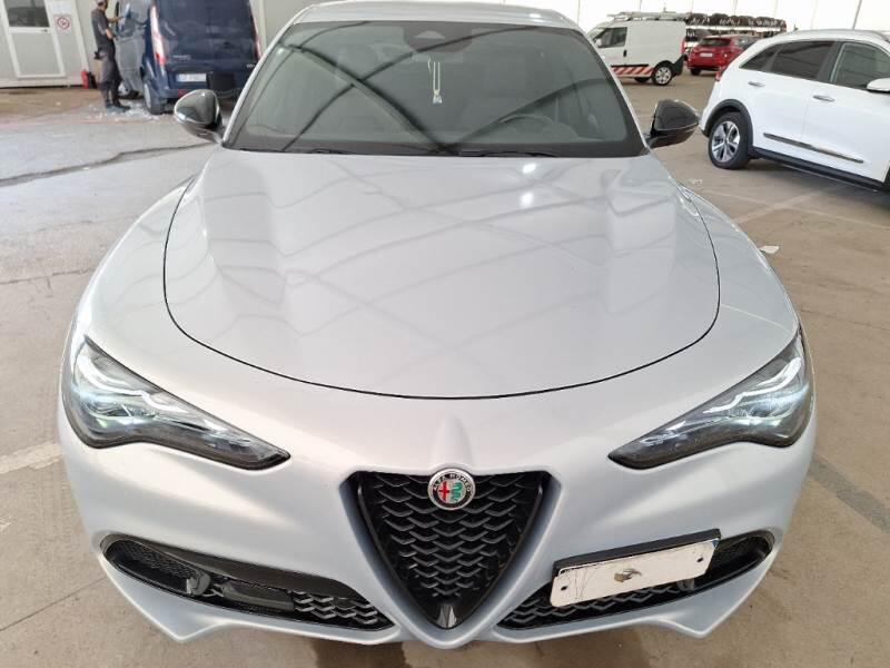 Alfa Romeo Stelvio 2.2 TD 210 CV VELOCE AT8 Q4 - foto 28