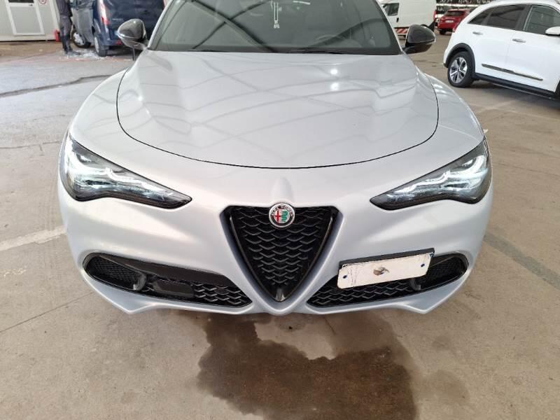 Alfa Romeo Stelvio 2.2 TD 210 CV VELOCE AT8 Q4 - foto 31