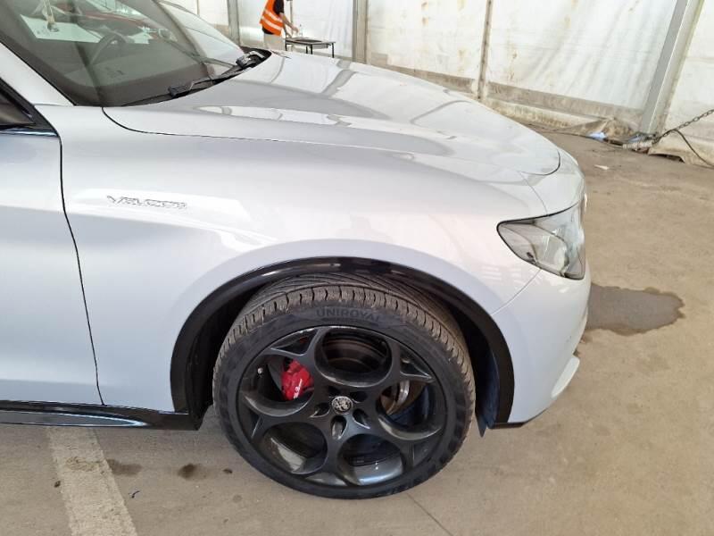 Alfa Romeo Stelvio 2.2 TD 210 CV VELOCE AT8 Q4 - foto 35