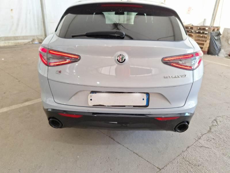Alfa Romeo Stelvio 2.2 TD 210 CV VELOCE AT8 Q4 - foto 39