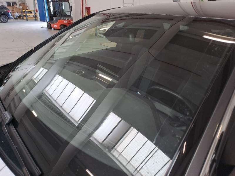 Peugeot 3008 SUV BLUEHDI 130 EAT8 SeS ALLURE - foto 20