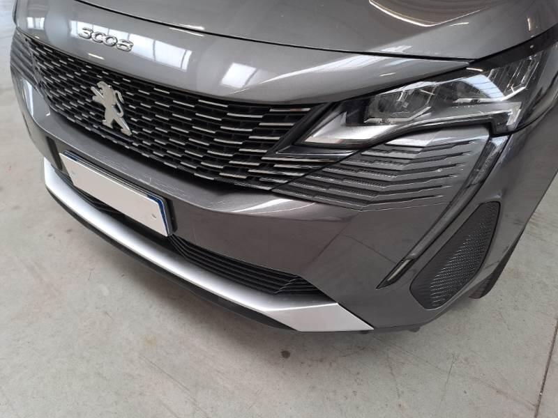 Peugeot 3008 SUV BLUEHDI 130 EAT8 SeS ALLURE - foto 28