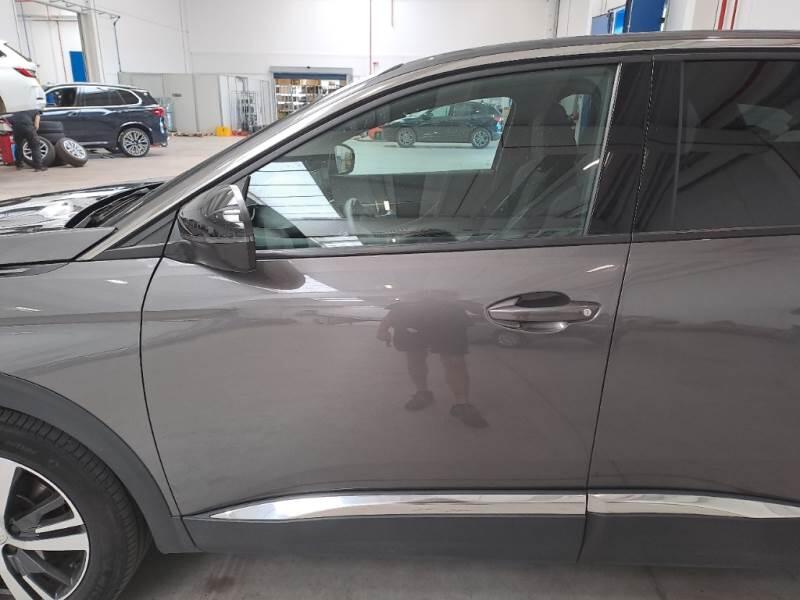 Peugeot 3008 SUV BLUEHDI 130 EAT8 SeS ALLURE - foto 49