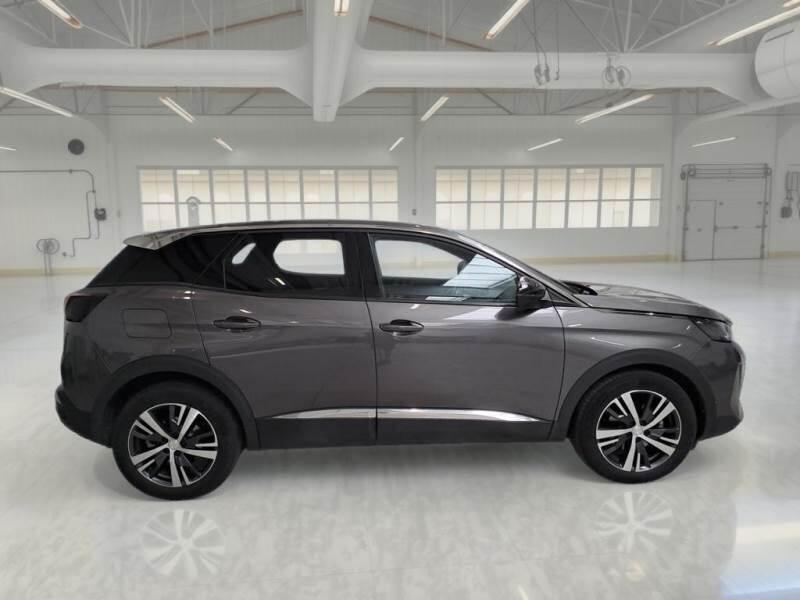Peugeot 3008 SUV BLUEHDI 130 EAT8 SeS ALLURE - foto 7