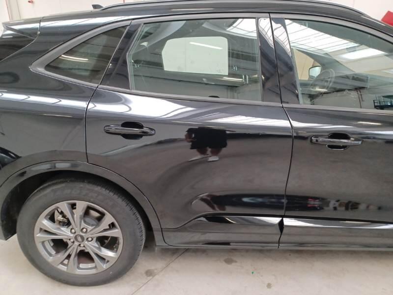 Ford Kuga 2.0 ECOBLUE 120CV 2WD ST-LINE AUTO - foto 39