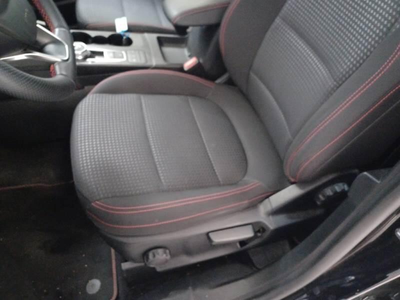 Ford Kuga 2.0 ECOBLUE 120CV 2WD ST-LINE AUTO - foto 77