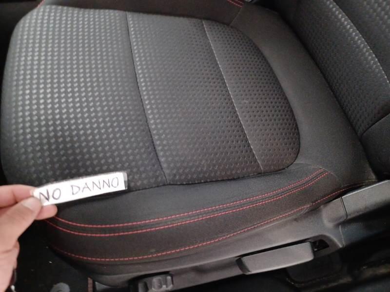 Ford Kuga 2.0 ECOBLUE 120CV 2WD ST-LINE AUTO - foto 78
