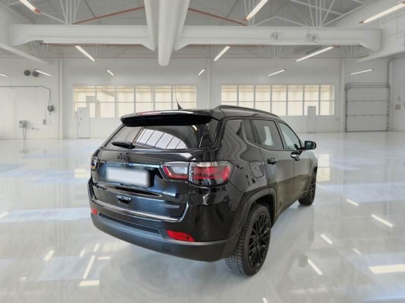 Jeep Compass 1.6 MJET II 96KW NIGHT EAGLE - foto 2