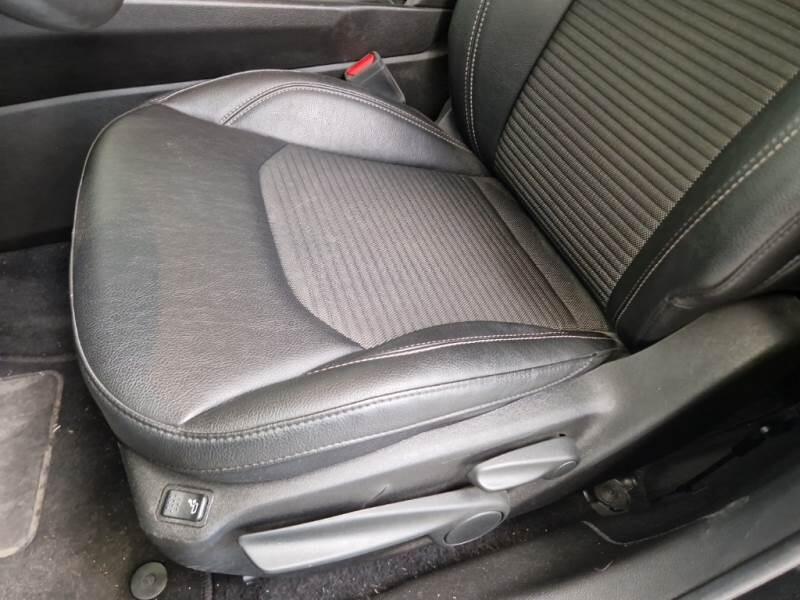 Jeep Compass 1.6 MJET II 96KW NIGHT EAGLE - foto 12