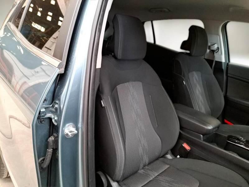 Kia Sportage SUV 1.6 TGDI HEV STYLE 2WD AUTO - foto 13