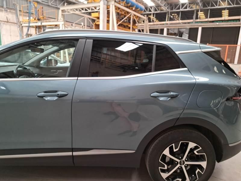 Kia Sportage SUV 1.6 TGDI HEV STYLE 2WD AUTO - foto 51