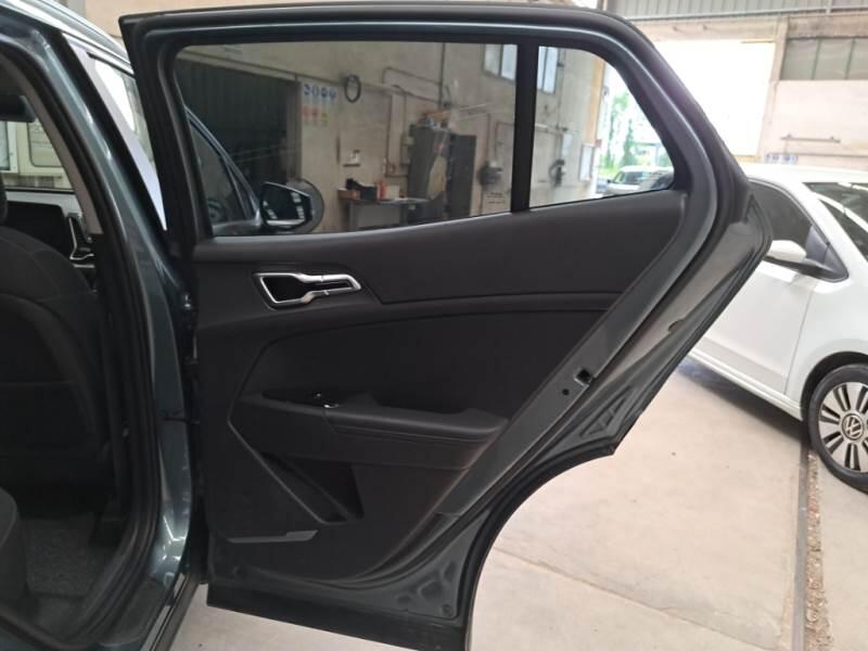Kia Sportage SUV 1.6 TGDI HEV STYLE 2WD AUTO - foto 91