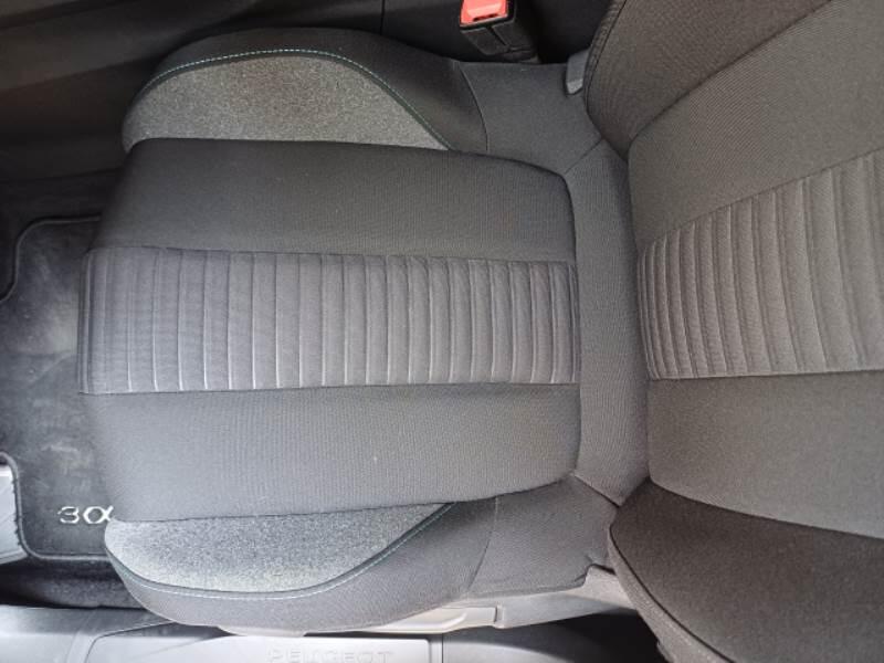 Peugeot 3008 SUV BLUEHDI 130 EAT8 SeS ACTIVE PACK - foto 12