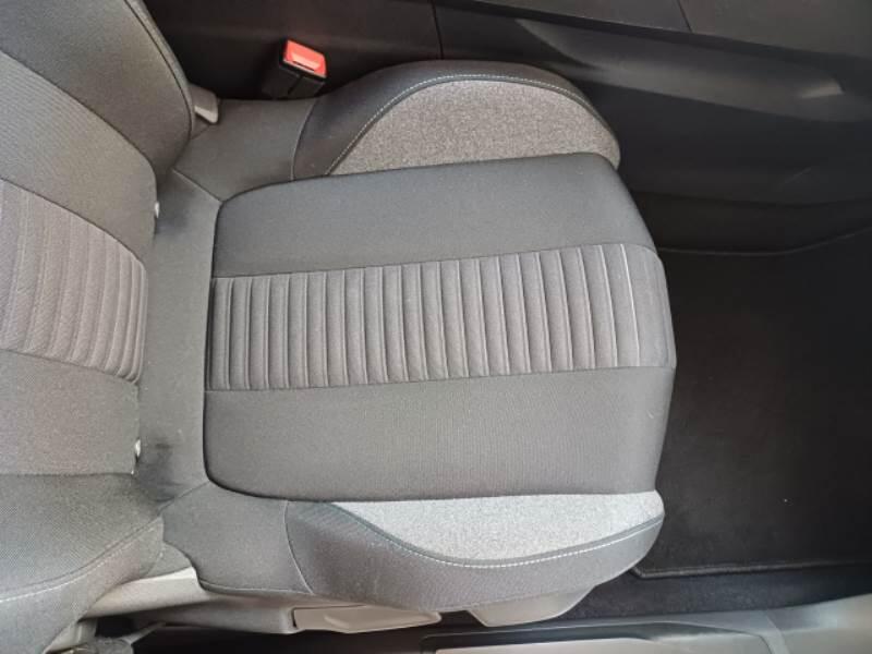 Peugeot 3008 SUV BLUEHDI 130 EAT8 SeS ACTIVE PACK - foto 14