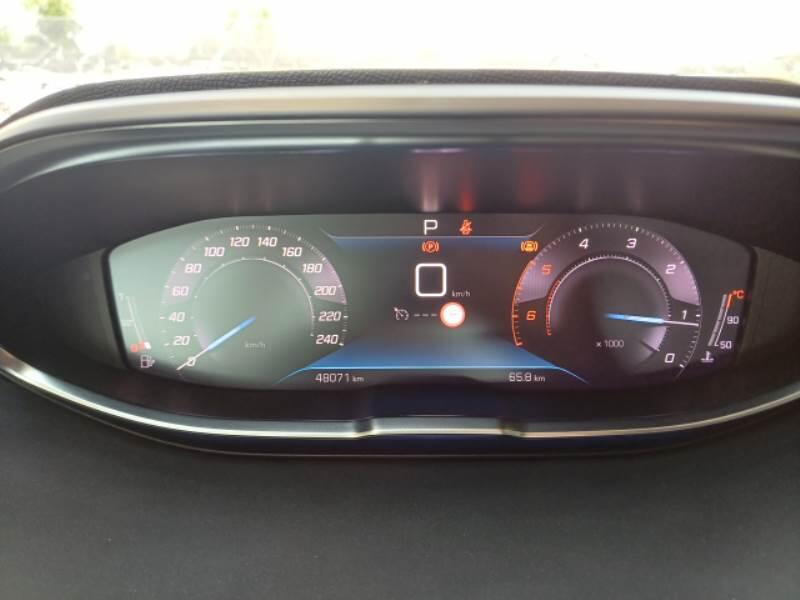 Peugeot 3008 SUV BLUEHDI 130 EAT8 SeS ACTIVE PACK - foto 4