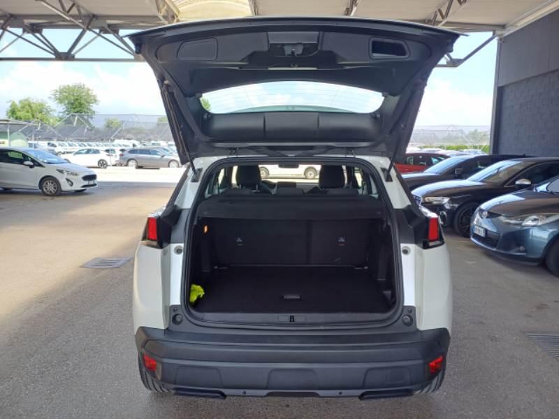 Peugeot 3008 SUV BLUEHDI 130 EAT8 SeS ACTIVE PACK - foto 5
