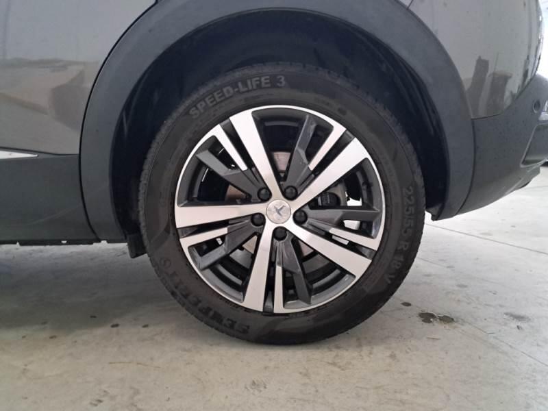 Peugeot 3008 130 EAT8 SeS ALLURE - foto 18