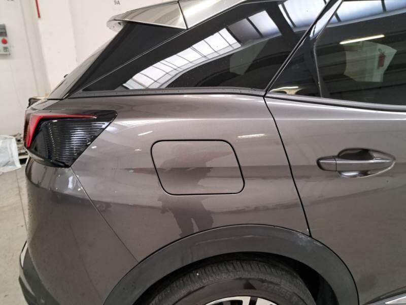 Peugeot 3008 130 EAT8 SeS ALLURE - foto 45