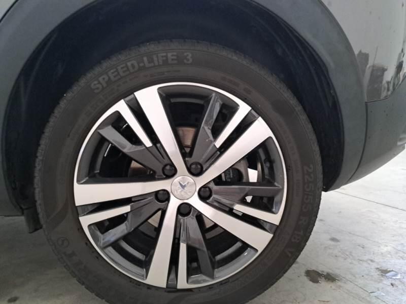 Peugeot 3008 130 EAT8 SeS ALLURE - foto 65