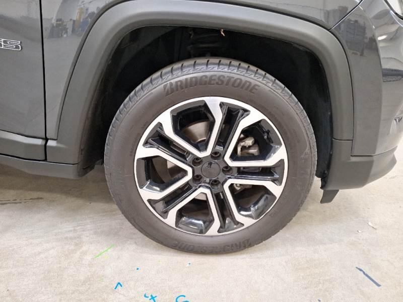 Jeep Compass 1.6 MJET II 96KW LIMITED - foto 17