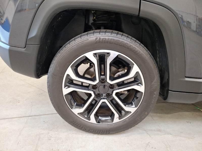 Jeep Compass 1.6 MJET II 96KW LIMITED - foto 18