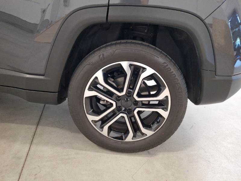 Jeep Compass 1.6 MJET II 96KW LIMITED - foto 19