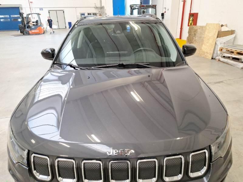 Jeep Compass 1.6 MJET II 96KW LIMITED - foto 27