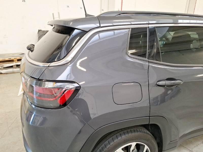 Jeep Compass 1.6 MJET II 96KW LIMITED - foto 40