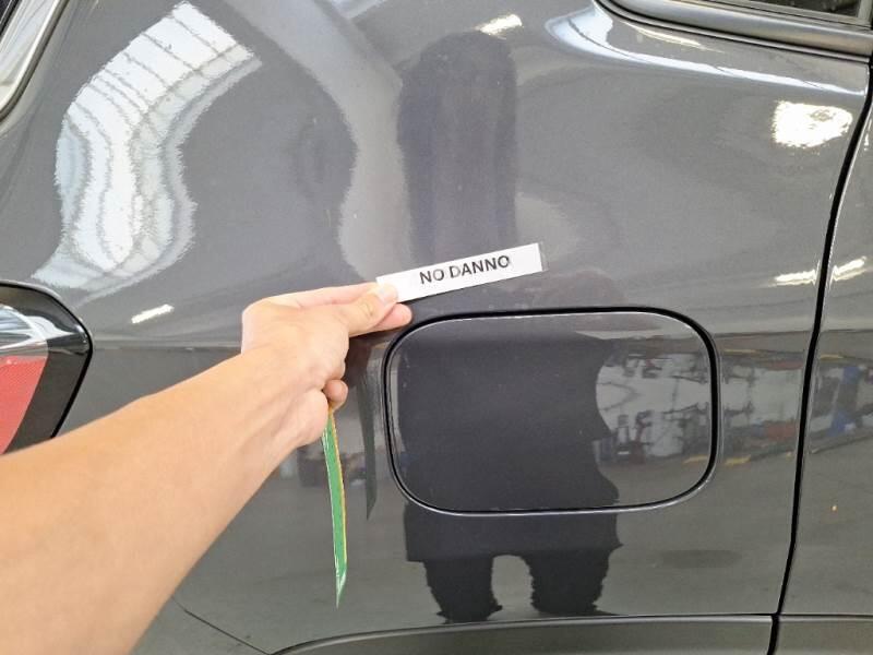 Jeep Compass 1.6 MJET II 96KW LIMITED - foto 41