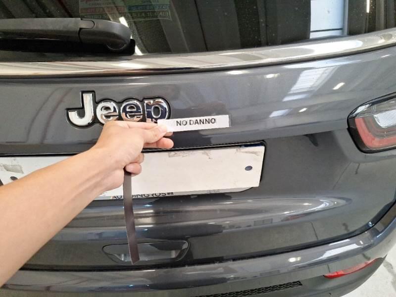 Jeep Compass 1.6 MJET II 96KW LIMITED - foto 43