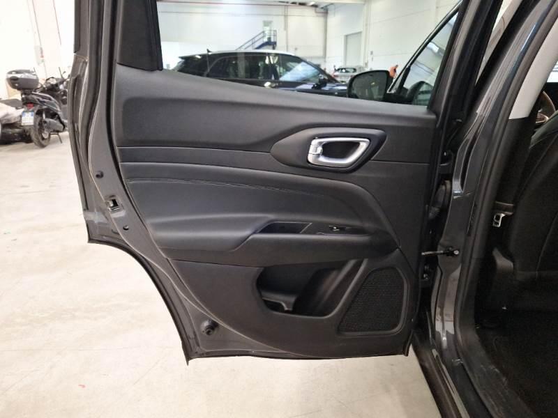 Jeep Compass 1.6 MJET II 96KW LIMITED - foto 74